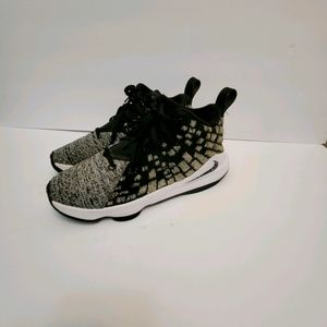 Boys LeBron James 2020